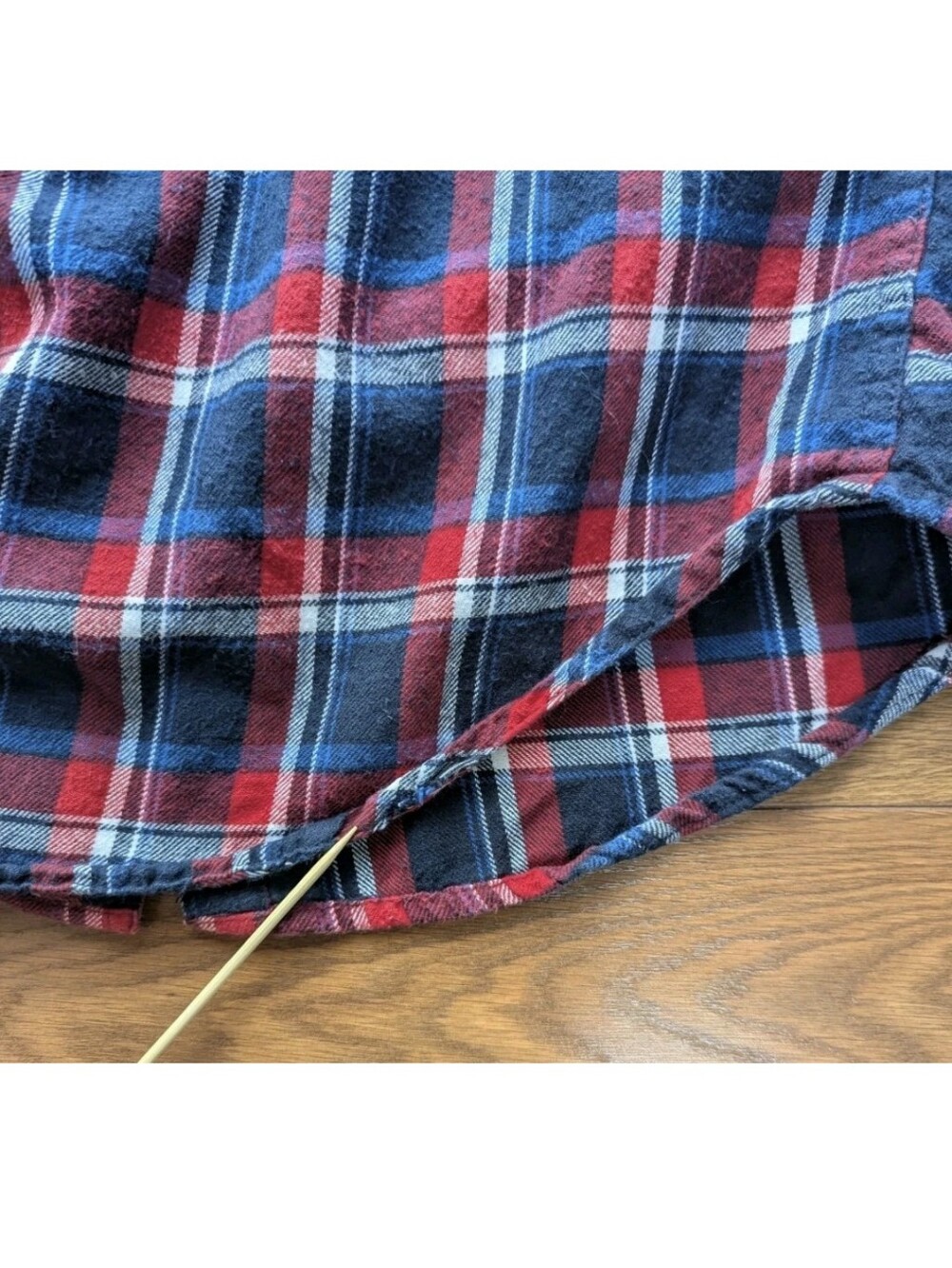 Woolrich Mens Large Plaid Flannel Button Down Red White Blue Well Worn GUC - Picture 4 of 11